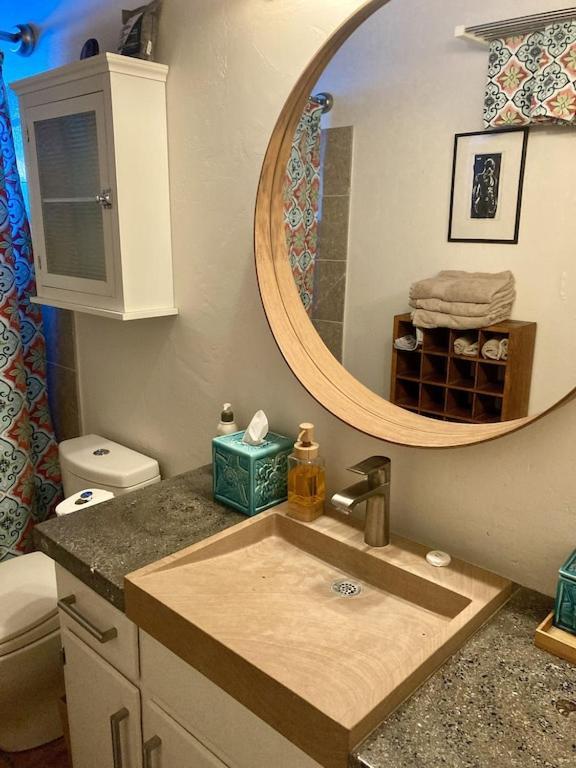 Casa Azul - Cute Centrally Located Adobe With Large Fenced Outdoor Living For Pets And Adults, Non-Smoking Tucson Exterior foto